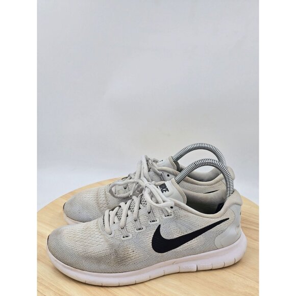 Nike Running Shoes Women’s White Pure Platinum Free RN Low 880840-101 Sz 7 - Picture 2 of 8